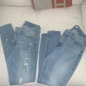 💙2 pairs Kardashians jeans!
